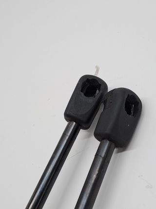AMORTIGUADORES MALETERO / PORTON HYUNDAI I10 (2)