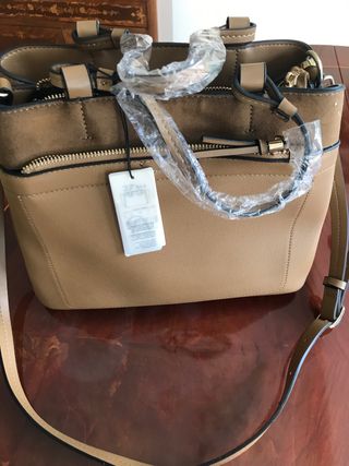 Conjunto bolso y zapatos nuevos