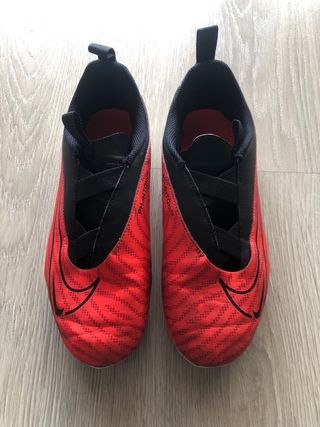 Botas Futbol Nike. Num 37,5 23,5 cm