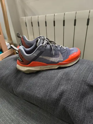 Zapatillas Nike Wild Horse Gris/Naranja