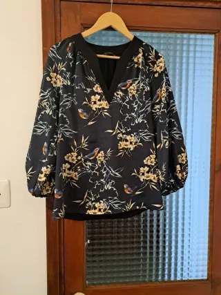 Blusa Zara Estampada Pájaros Talla M nueva