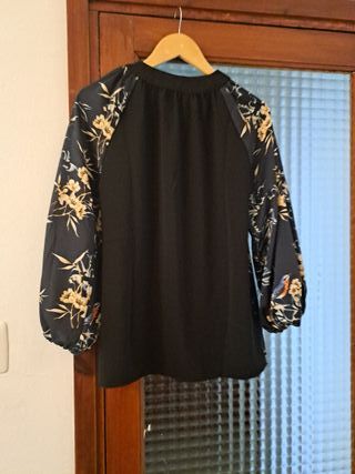 Blusa Zara Estampada Pájaros Talla M nueva