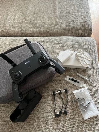 Telecomando DJI e accessori per droni