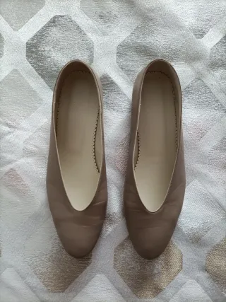 Merceditas Bobo's Beige