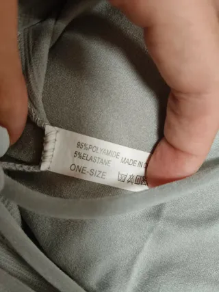 3 Tops Deportivos Mujer (Negro, Gris, Rojo)