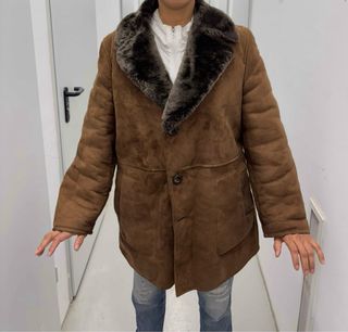 Abrigo de pelliza marrón para hombre