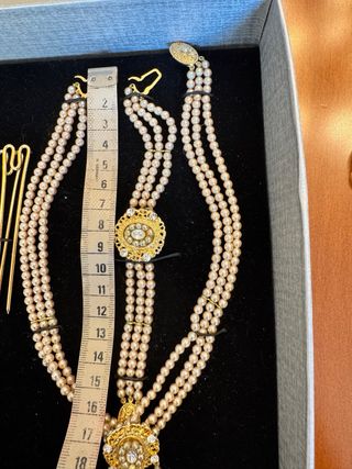 Aderezo niña 7 años oro y perlas