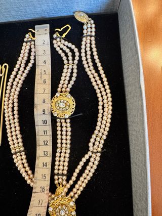 Aderezo niña 7 años oro y perlas