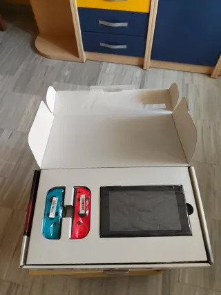 Nintendo Switch V-1 con Accesorios