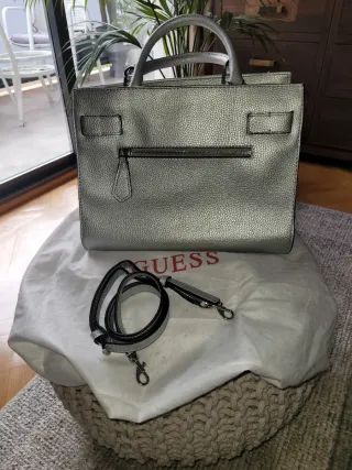 Bolso Guess Plateado