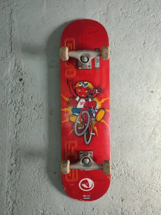 Skateboard 