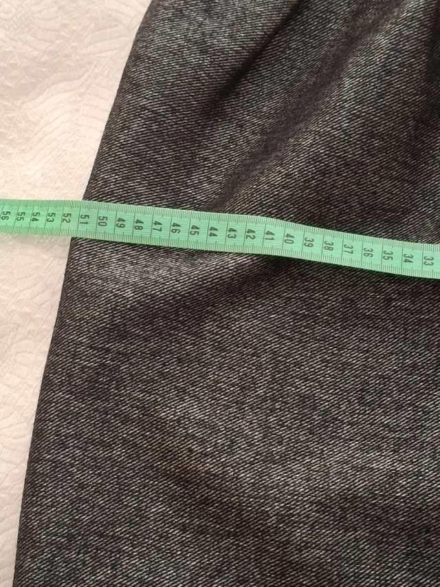 Elegante falda de Carolina Herrera