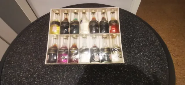 Colección Mini Botellas Licor Maria Brizard