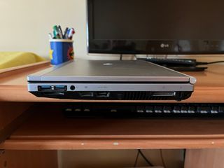 HP 2570p Ordenador Portátil