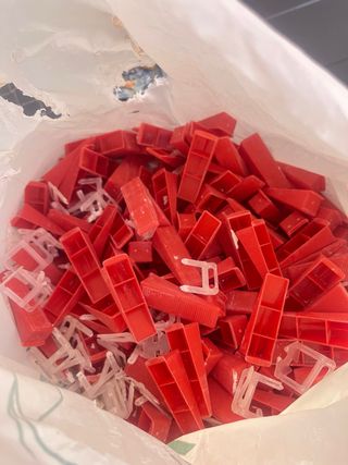 Cuñas para nivelar azulejos