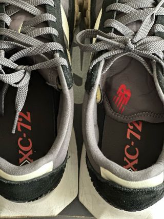 Zapatillas New Balance UXC72 Beige/Negro