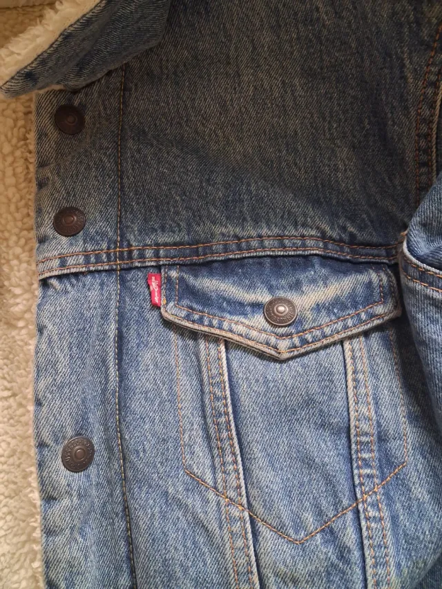 Cazadora vaquera Levi's borreguito