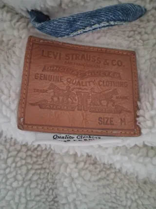 Cazadora vaquera Levi's borreguito