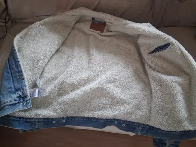 Cazadora vaquera Levi's borreguito