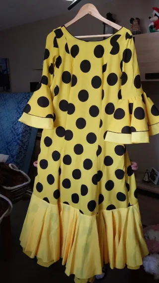 Vestido Flamenco Amarillo Lunares Negros