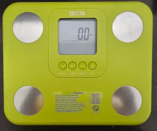 Báscula Tanita BC-730