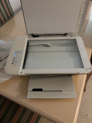 Impresora HP Deskjet 1512