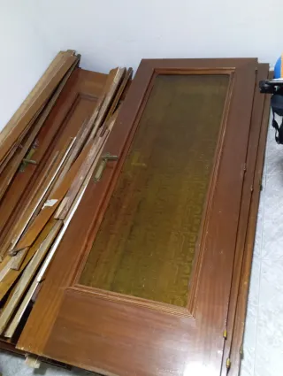 Puertas de madera con cristal