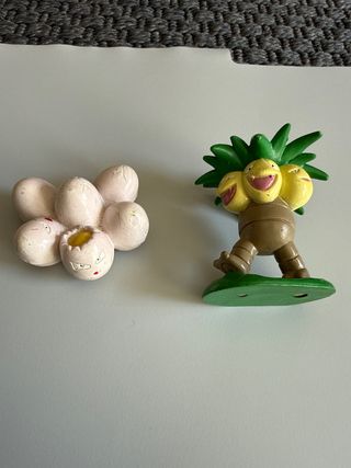 Figuras Pokémon Exeggcute y Exeggutor Tomy pokemon