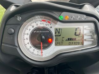 Suzuki V-Strom 650 XT 2016 /33000 km