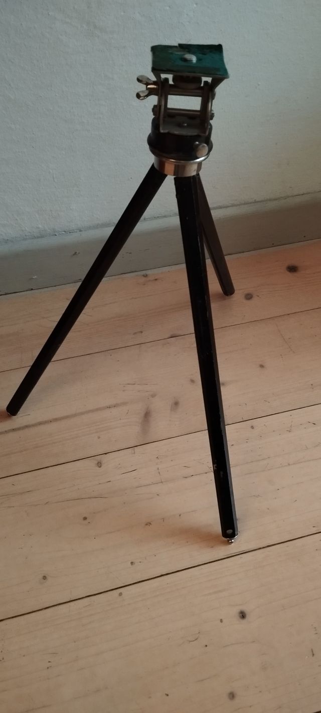 Cavalletto treppiede anni '60