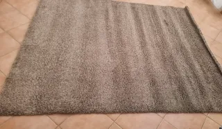 Alfombra Comedor cómo nueva 2x2.50m 