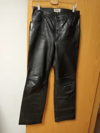 Pantalones de cuero marca F&Co negros