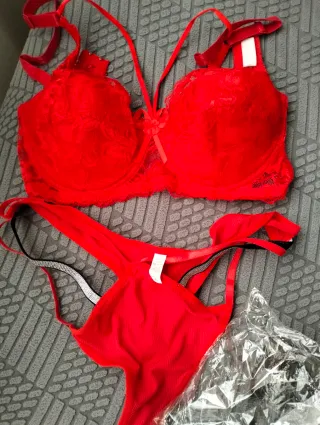 Set intimo donna rosso taglia
