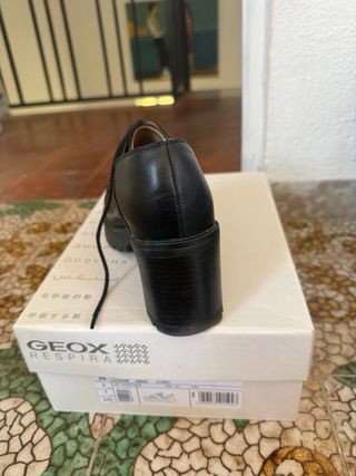 Zapatos Geox negros talla 36