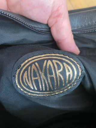 Bolso de cuero negro y cebra 