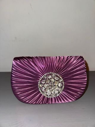 Bolso de fiesta morado con pedrería
