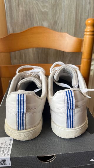 Zapatillas Adidas Blancas y Negras