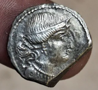 Augusto!Denario rarisimo!Corte q NO afecta moneda!