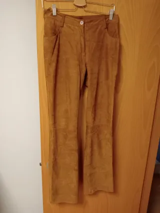 Pantalones marrones de ante