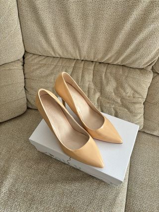 Tacones Zign Beige Nuevos