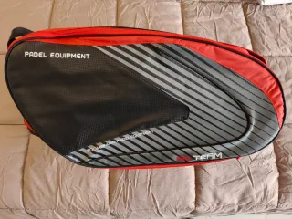 Padelero Boomerang Rojo y Negro