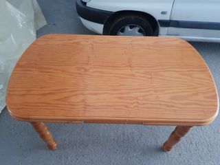 Mesa extensible de madera