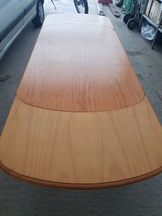 Mesa extensible de madera