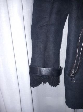 Chaqueta Bershka ante y borrego negra T.S