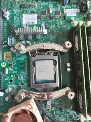 placa base servidor, cpu y ram