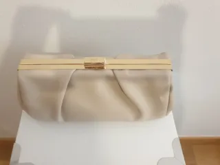 Bolso clutch nude