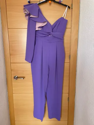 Mono Carmen Horneros Morado Talla 42 Nuevo