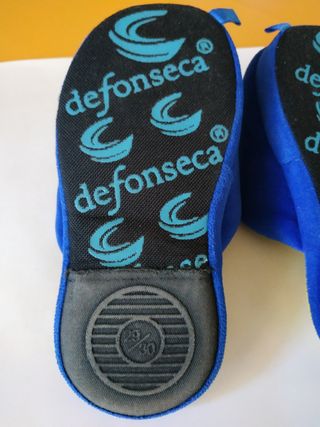 Defonseca pantofole n.29/30 nuove