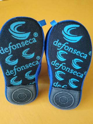 Defonseca pantofole n.29/30 nuove