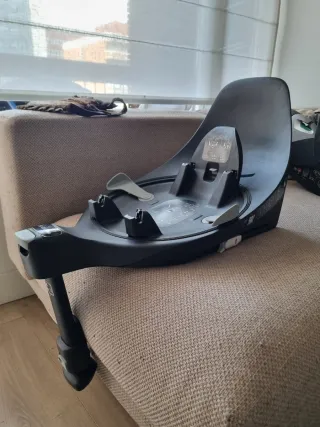 Cybex Cloud Z2 i-Size + Base Z2 ISOFIX